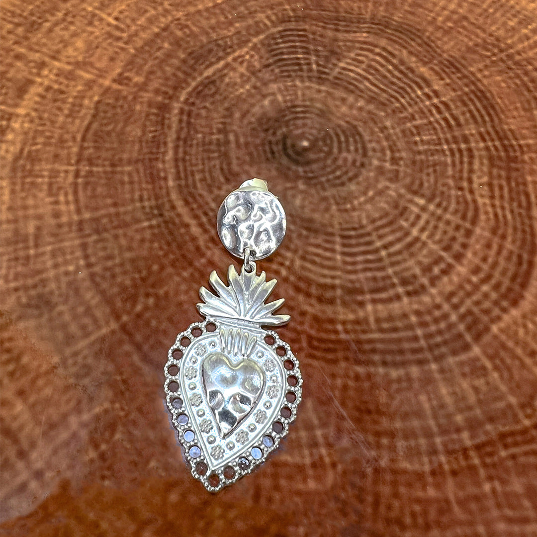aretes de corazon