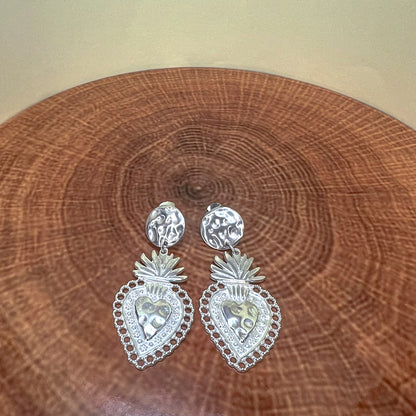 aretes de corazon